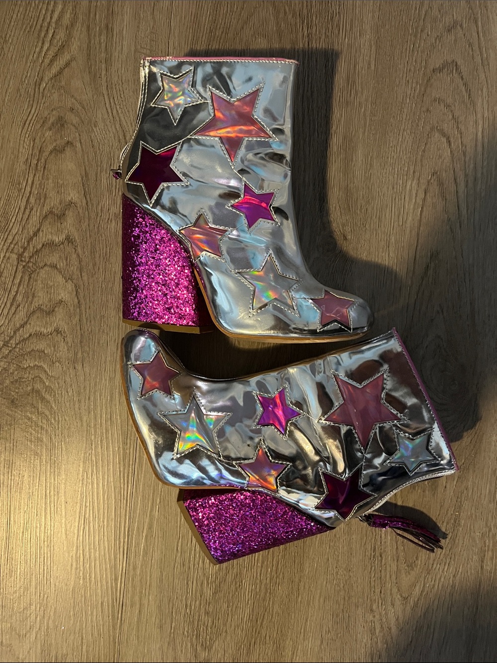 YRU pink glitter silver stars Jem boots